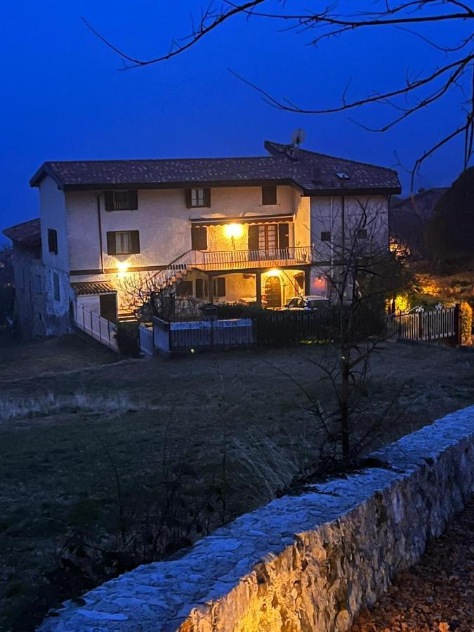 Апартаменты Casa Adele Tremosine Экстерьер фото